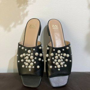 $$$ BLACK ZAC ZAC POSEN WHITE PEARLS SLIDES SANDALS LEATHER FLAT